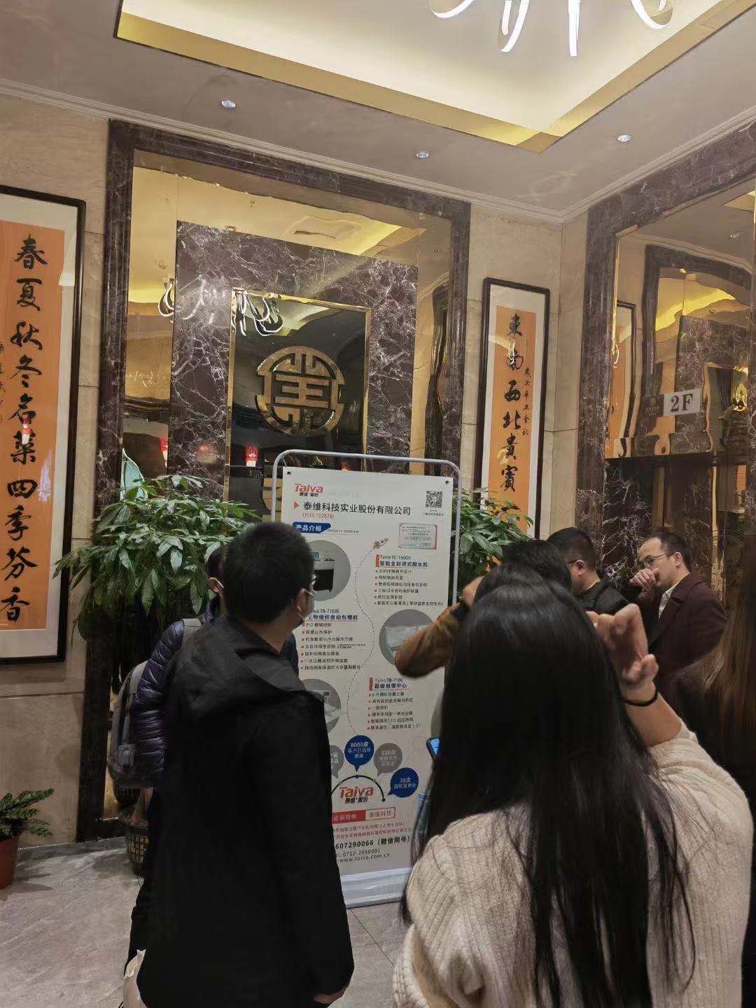 1638761474256163.jpg 3c39e7823422b816fd638cba54af43a.jpg