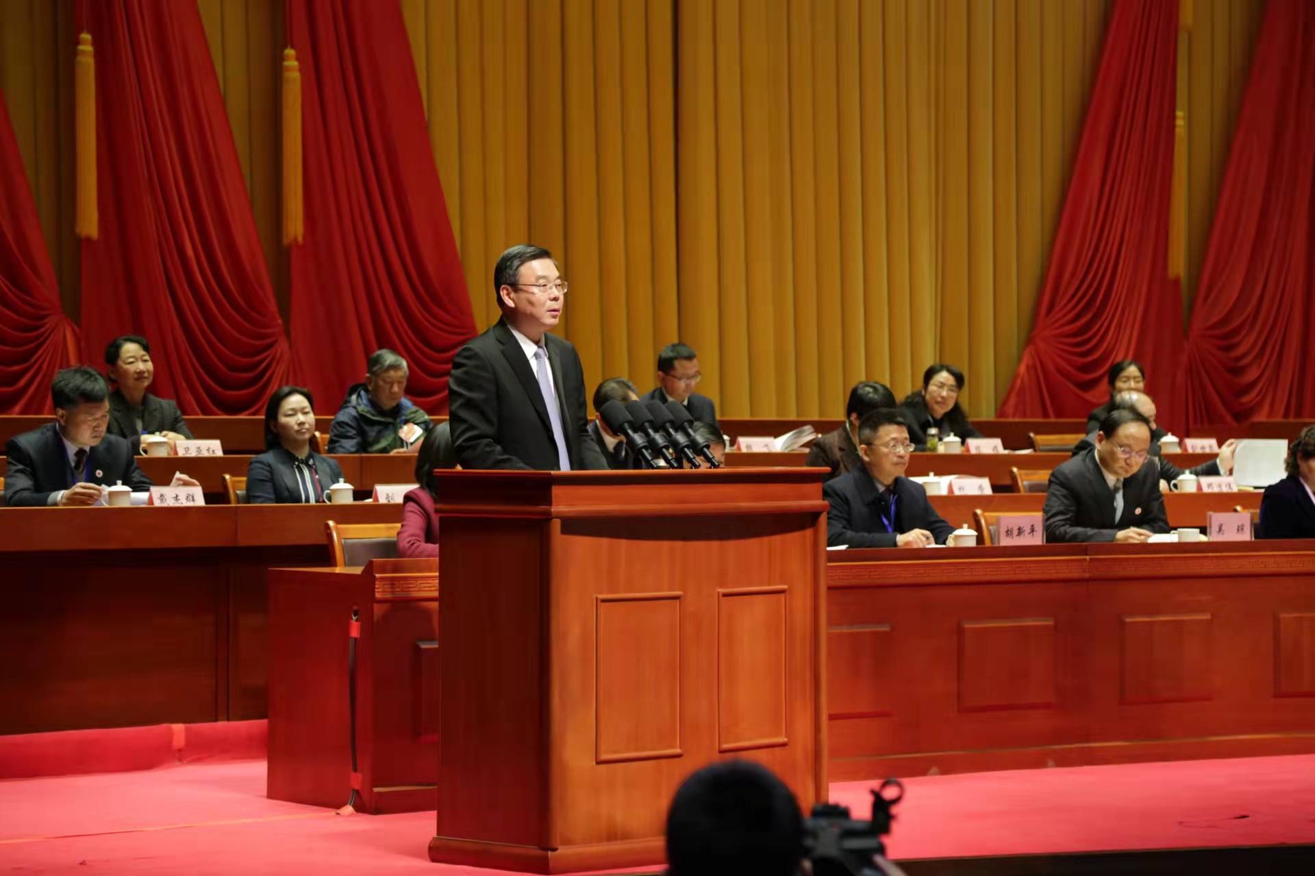 1640657851163354.jpg f5aa6ed75538ffcae5b4e0f7b6c3918.jpg