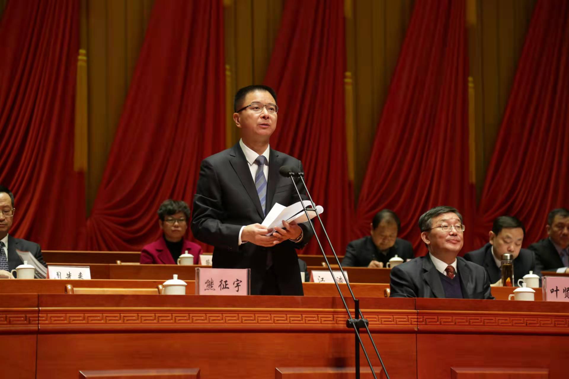 1640657887494401.jpg 0faceda672943f17da940bee5f8f7cf.jpg